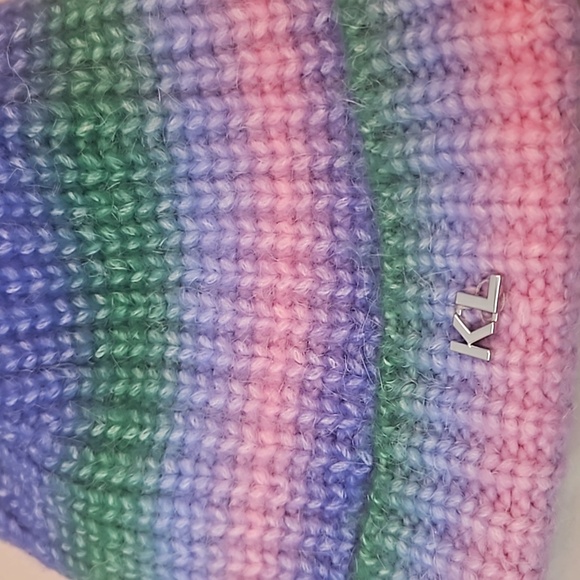 Karl Lagerfeld infinity scarf and cap. - Picture 3 of 15